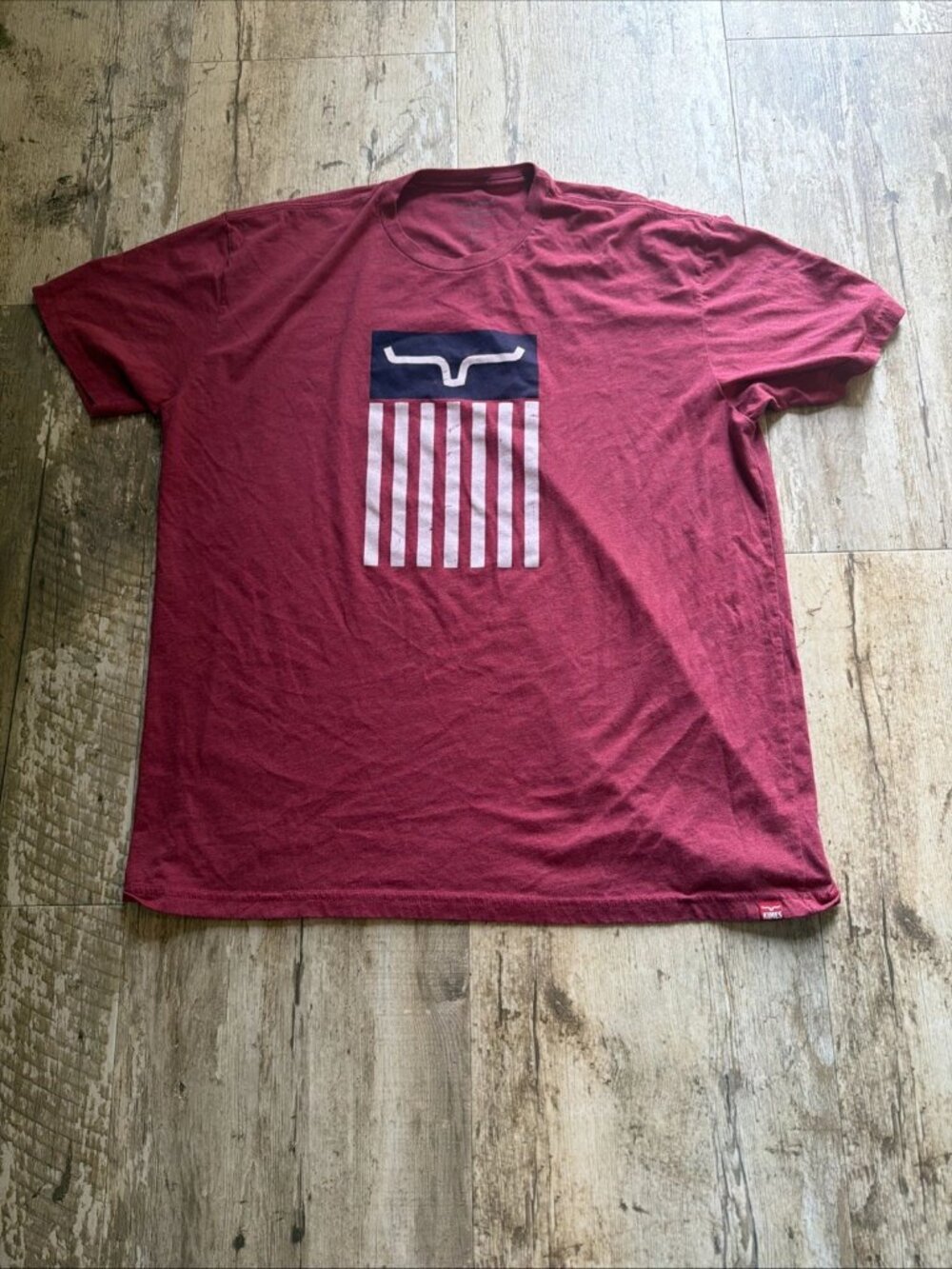 KIMES RANCH Red Flag Longhorn Logo Rodeo Cowboy Western Tee Men’s XL